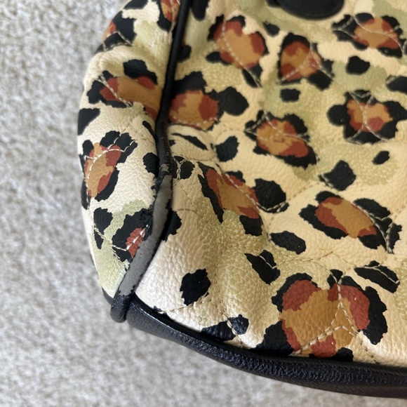 Betsey Johnson Cheetah Print Quilted Satchel Purse Shoulder Bag Y2K Retro Animal - Picture 13 of 16